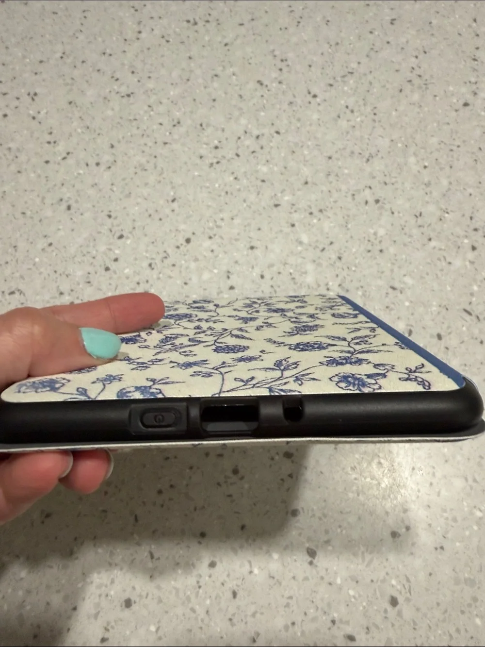Kindle 7” Floral Composition Notebook - Blue on Cream